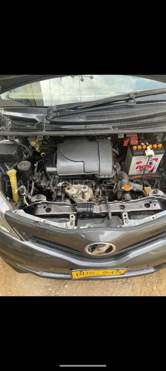 Toyota Vitz 2011 for Sale in Karachi Image-1