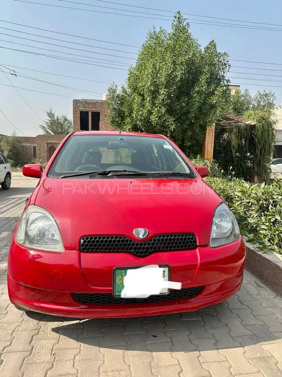Toyota Vitz 2001 for Sale in Multan Image-1