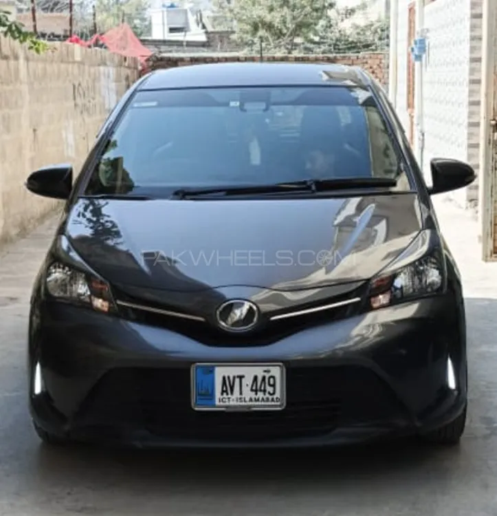 Toyota Vitz 2016 for Sale in Abbottabad Image-1
