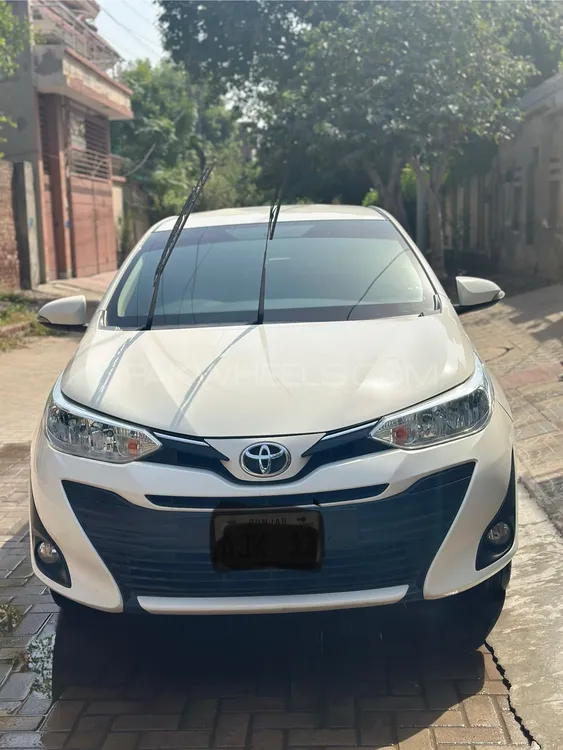 Toyota Yaris Sedan 2021 for Sale in Faisalabad Image-1