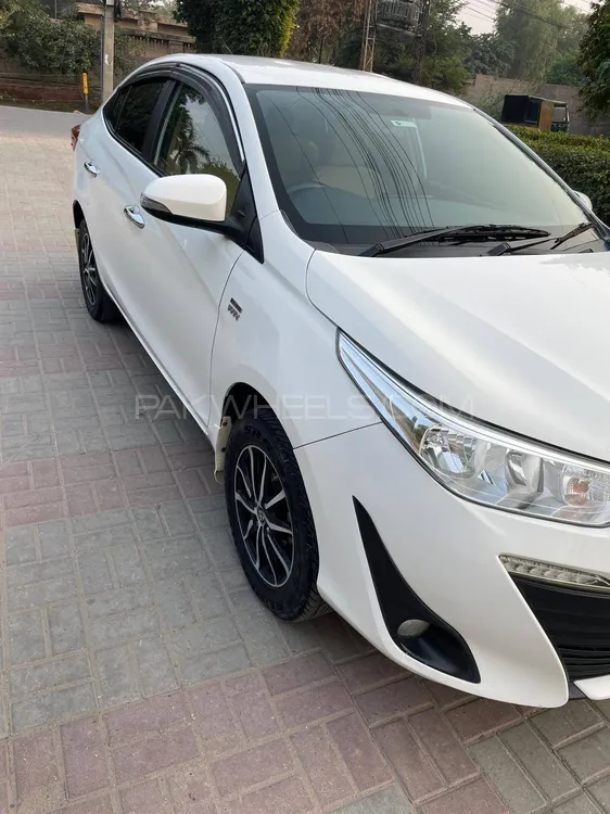 Toyota Yaris Sedan 2021 for Sale in Lahore Image-1