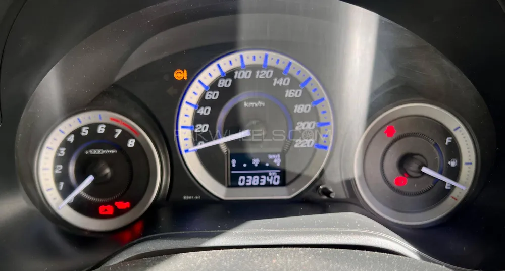 Honda City 2016 for Sale in Karachi Image-1