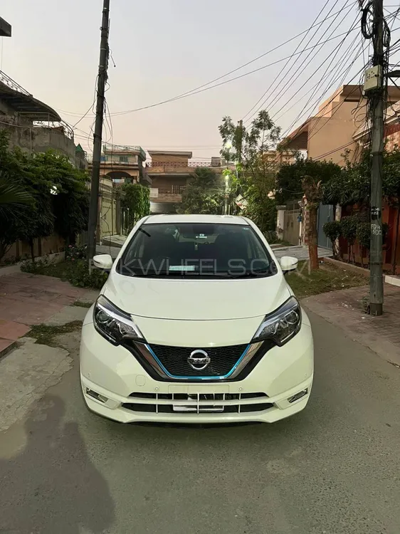 Nissan Note 2019 for Sale in Lahore Image-1