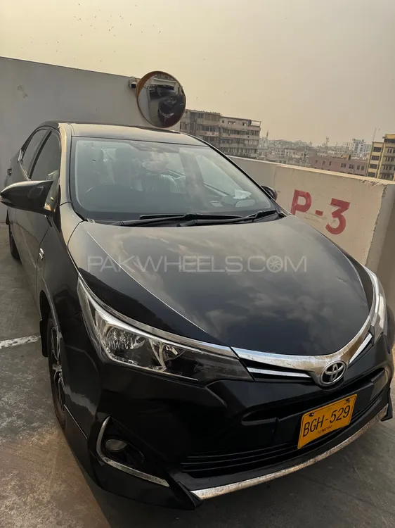 Toyota Corolla 2016 for Sale in Karachi Image-1