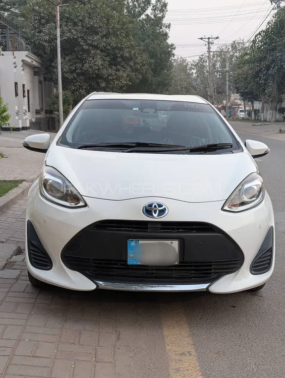 Toyota Aqua 2019 for Sale in Multan Image-1