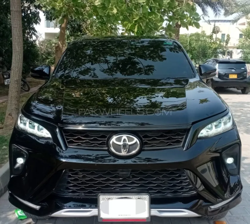 Toyota Fortuner 2022 for Sale in Karachi Image-1