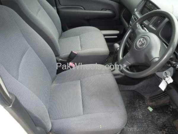 Toyota Succeed 2007 for Sale in Karachi Image-1