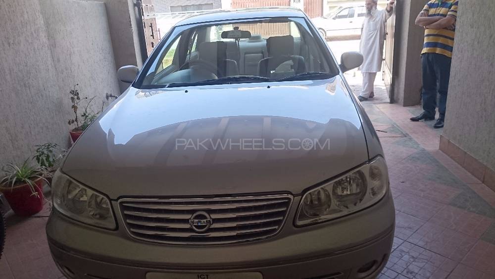 Nissan Sunny 2011 for Sale in Islamabad Image-1