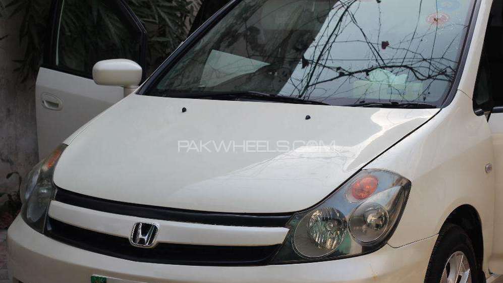 Honda Stream 2006 for Sale in Lahore Image-1