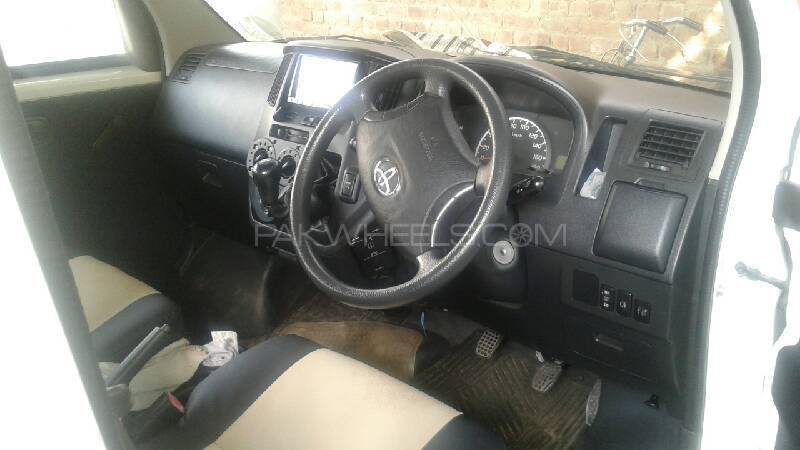 Toyota Town Ace 2010 for Sale in Sialkot Image-1