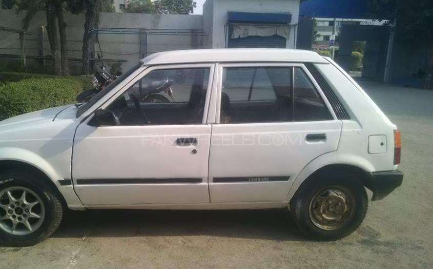 Daihatsu Charade 1983 for Sale in Karachi Image-1