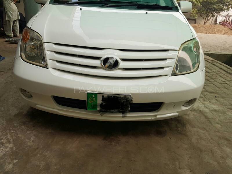 Toyota IST 2006 for Sale in Gujranwala Image-1