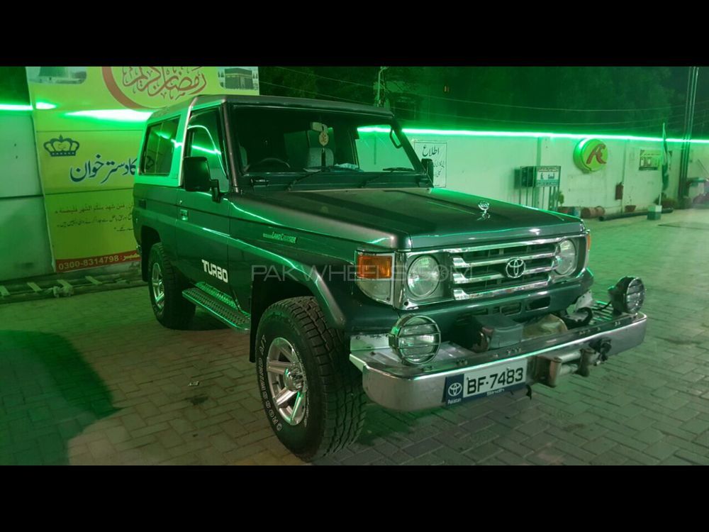 Toyota Land Cruiser 1988 for Sale in Hyderabad Image-1