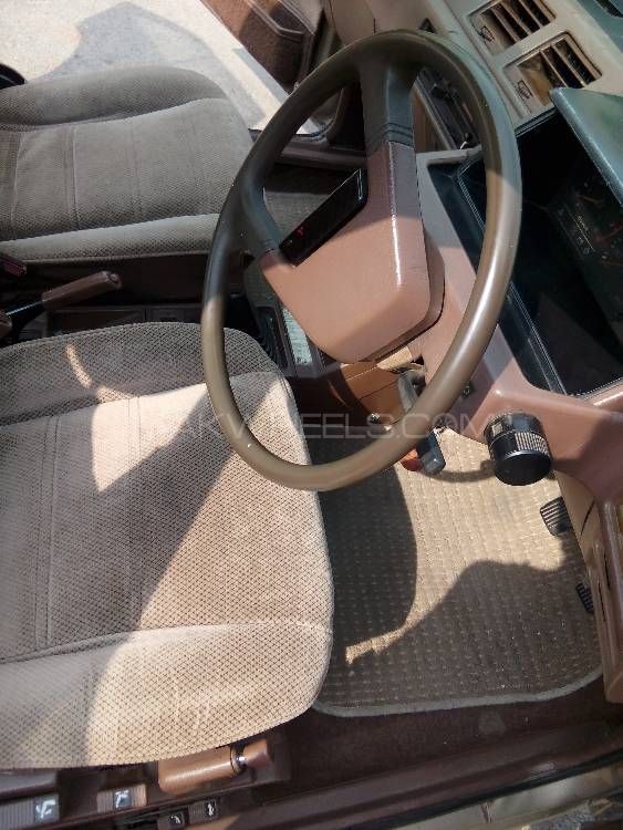 Mitsubishi Lancer 1986 for Sale in Lahore Mitsubishi Lancer 1986 for Sale in Lahore Image-5