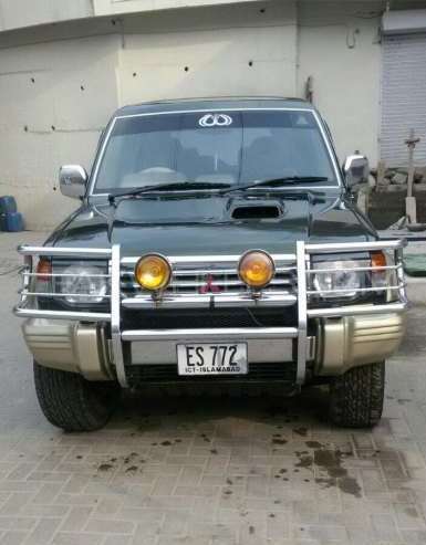 Mitsubishi Pajero 1997 for Sale in Abbottabad Image-1