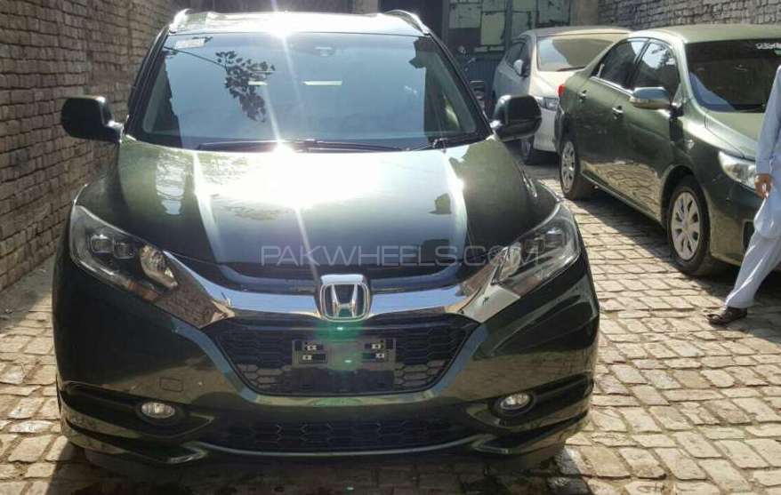 Honda Vezel 2014 for Sale in Peshawar Image-1