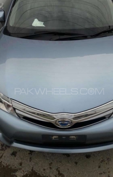 Toyota Corolla Fielder 2013 for Sale in Peshawar Image-1