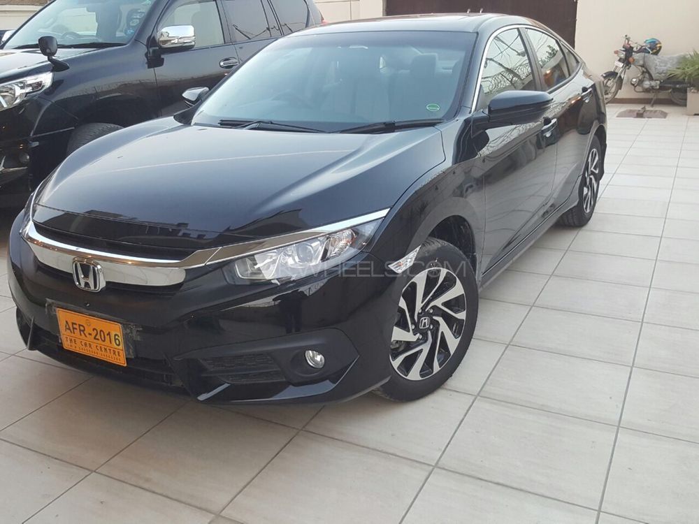 Honda Civic 2017 for Sale in Karachi Image-1