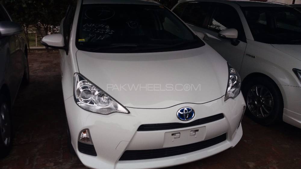 Toyota Aqua 2013 for Sale in Multan Image-1