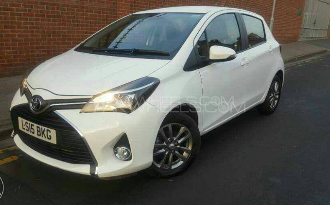 Toyota Yaris 2015 for Sale in Gujrat Image-1