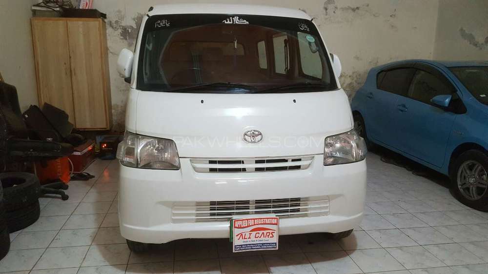 Toyota Lite Ace 2007 for Sale in Lahore Image-1