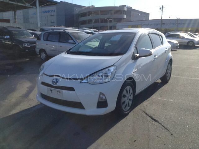 Toyota Aqua 2012 for Sale in Wah cantt Image-1