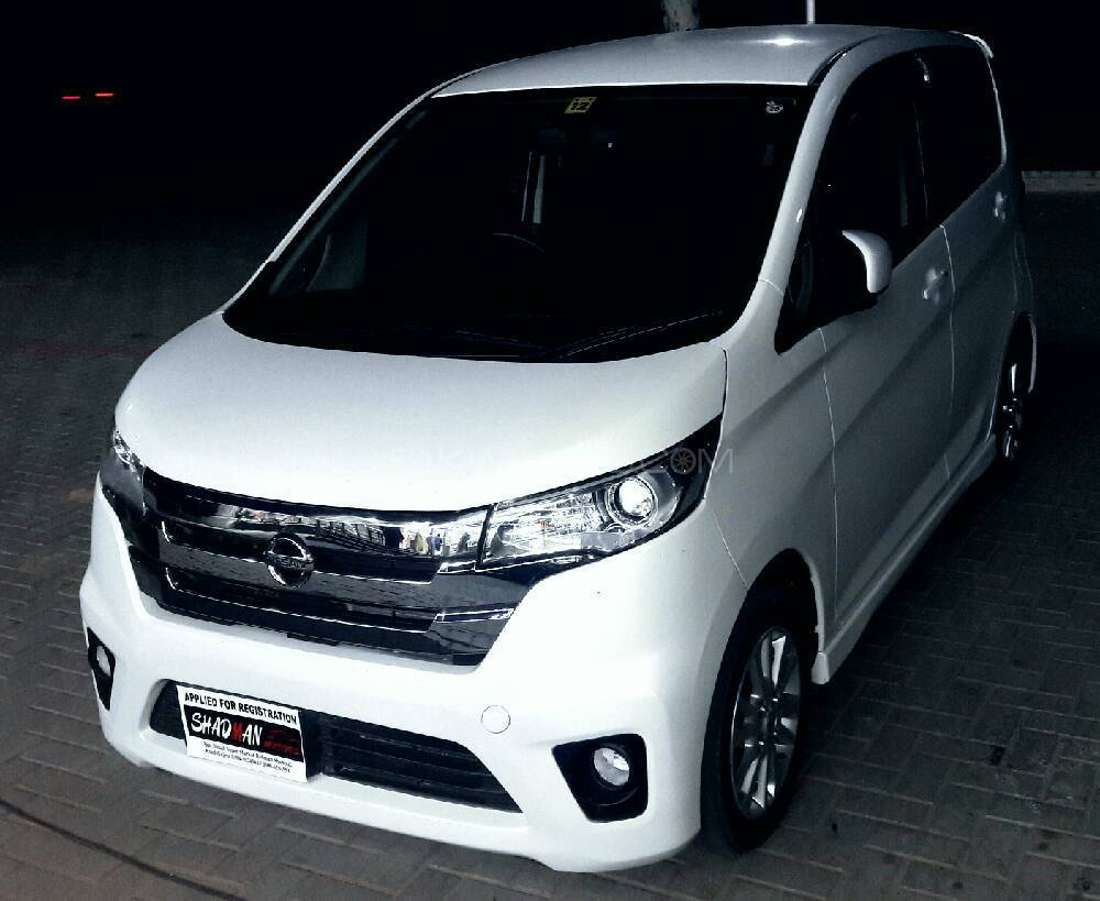 Nissan Dayz Highway Star 2013 for Sale in Gujrat Image-1