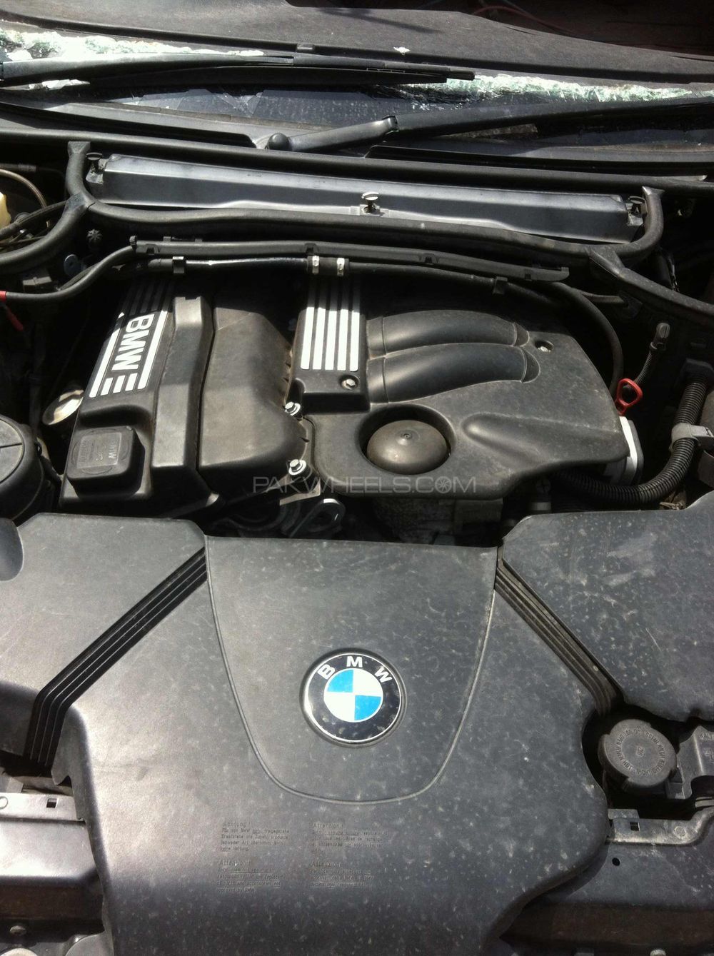 BMW Engine E46 Image-1