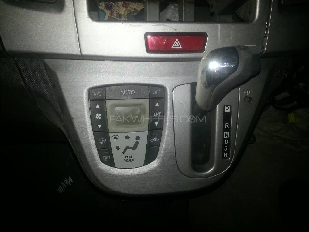 Ac panel from move custom form new car Image-1