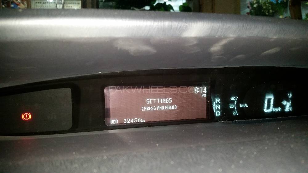 Prius Language change for sale in Lahore Image-1