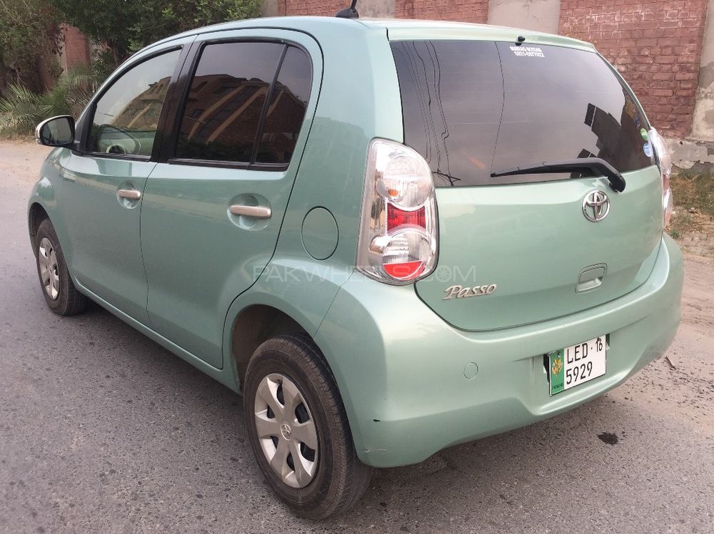 Toyota passo hana