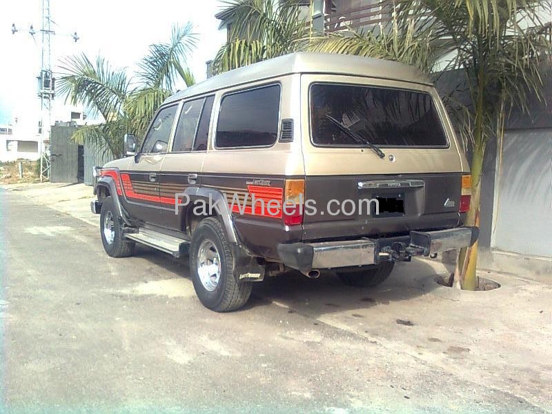 Toyota Land Cruiser 1987 for Sale in Islamabad Image-1
