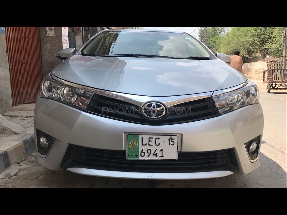 Toyota Corolla 2015 for Sale in Lodhran Image-1