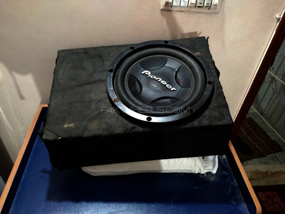 Pioneer 12inch Woofer Perfect Running Condition Image-1
