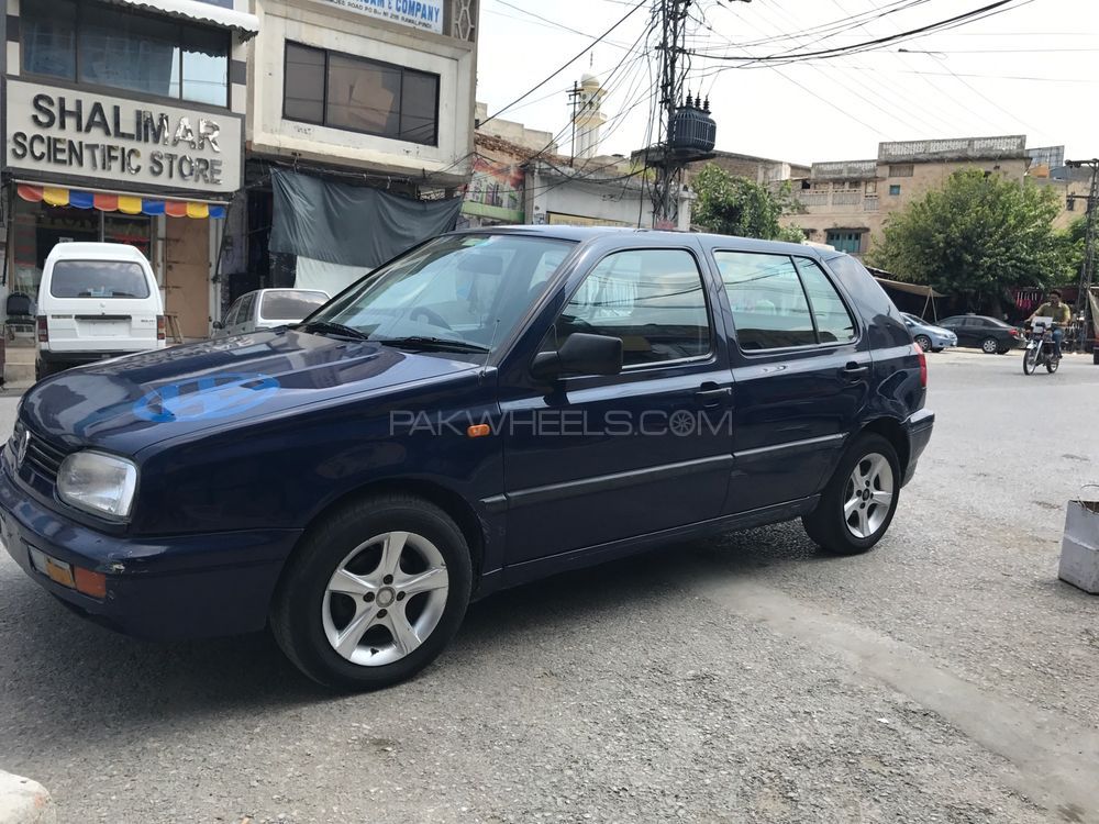 Volkswagen Golf 1997 for Sale in Islamabad Image-1