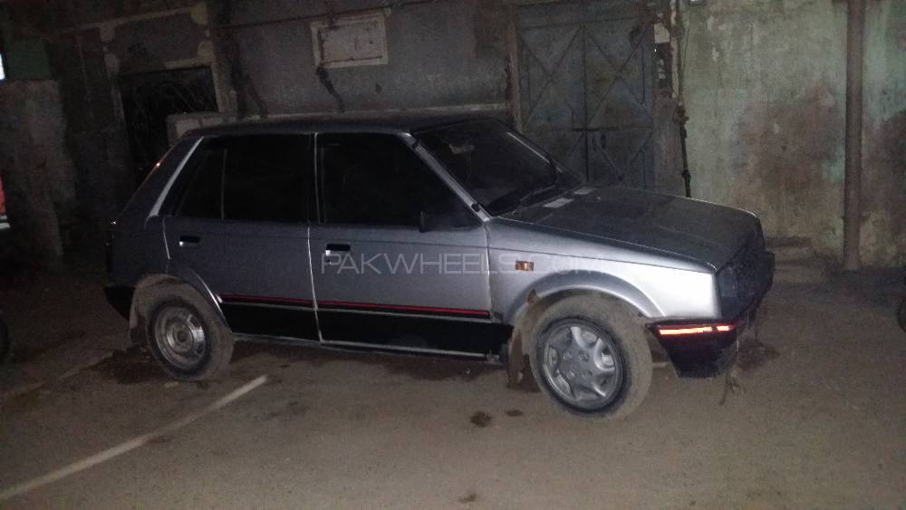 Daihatsu Charade 1982 for Sale in Karachi Image-1
