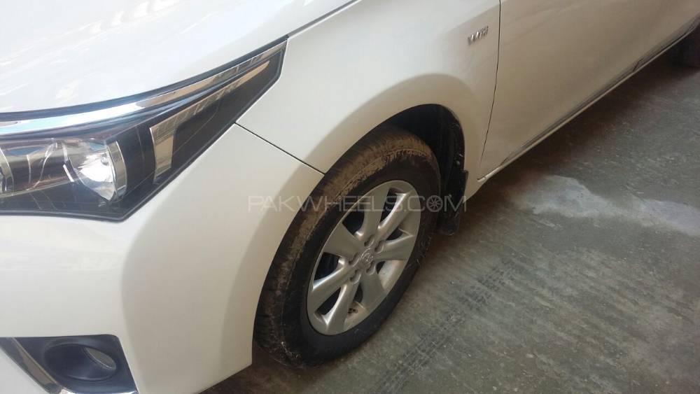 Toyota Corolla 2014 for Sale in Kallar Saddiyian Image-1