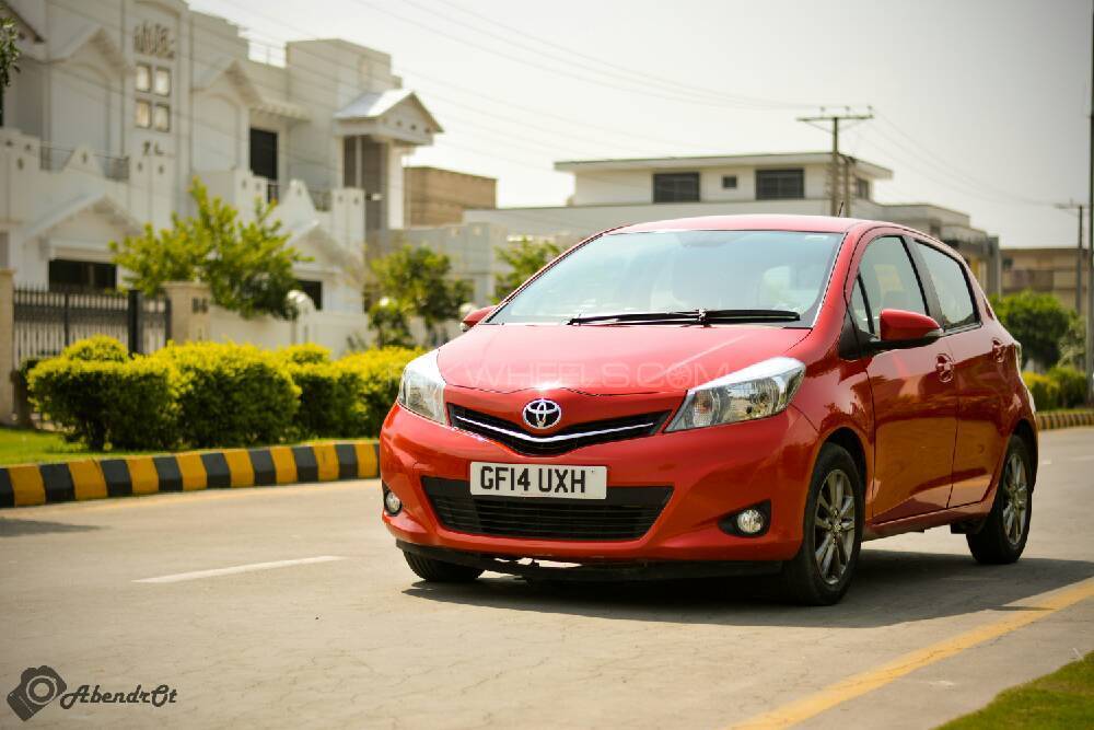 Toyota Yaris 2014 for Sale in Lahore Image-1