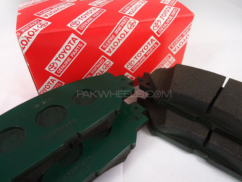 Toyota Corolla Front Brake Pads Xli, Gli, Altis GENUINE 2008-2014