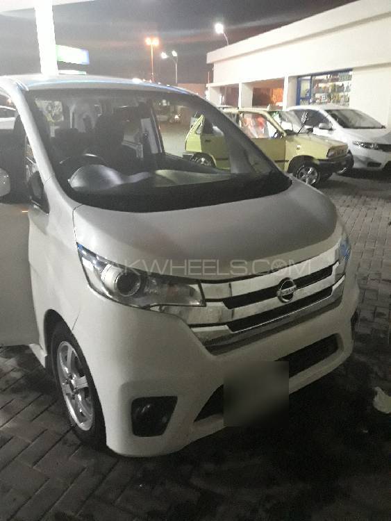 Nissan Dayz Highway Star 2014 for Sale in Attock Image-1