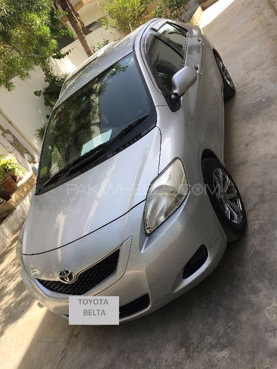 Toyota Belta 2014 for Sale in Karachi Image-1