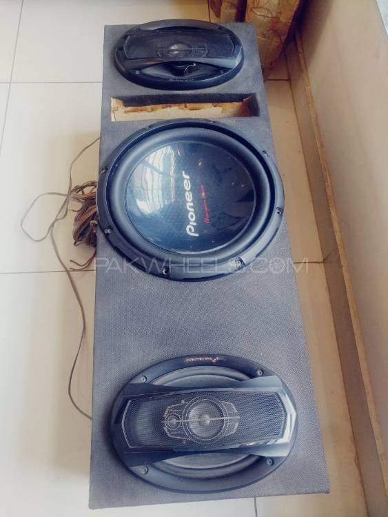 Woofer+Speakers+Bass Tube+Amplifier Image-1
