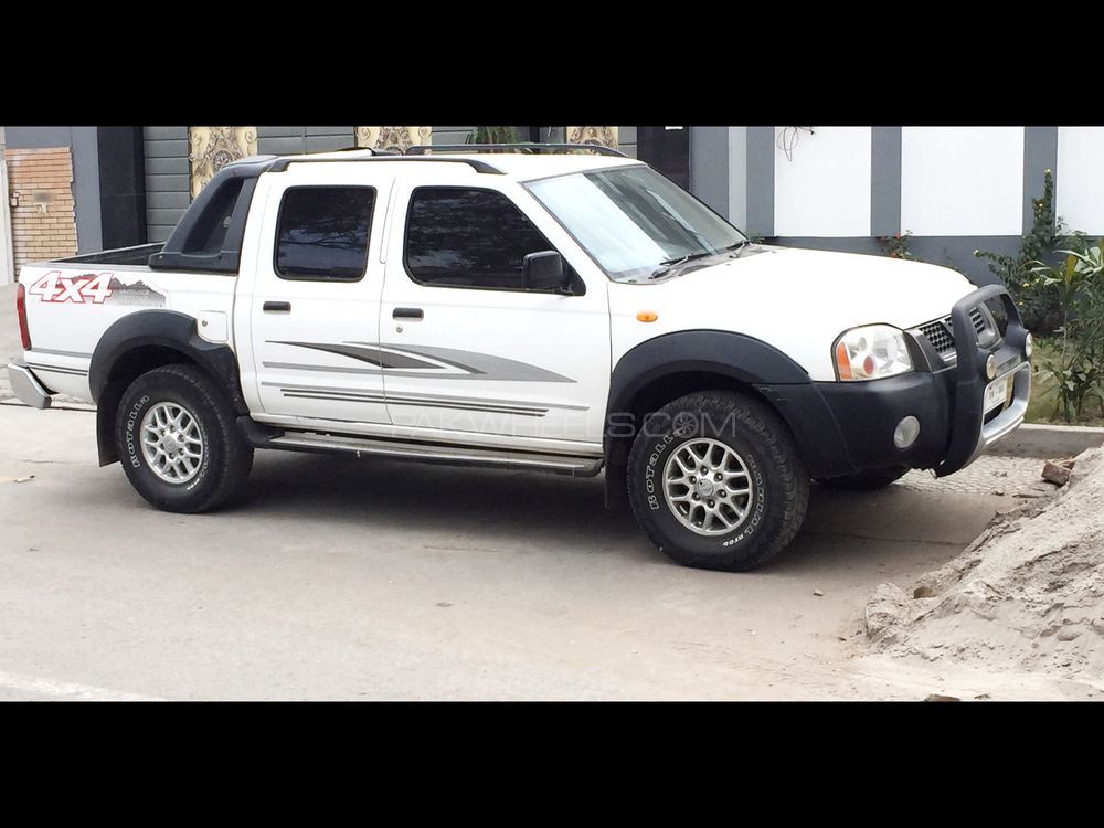 Nissan Pickup 2006 for Sale in Faisalabad Image-1
