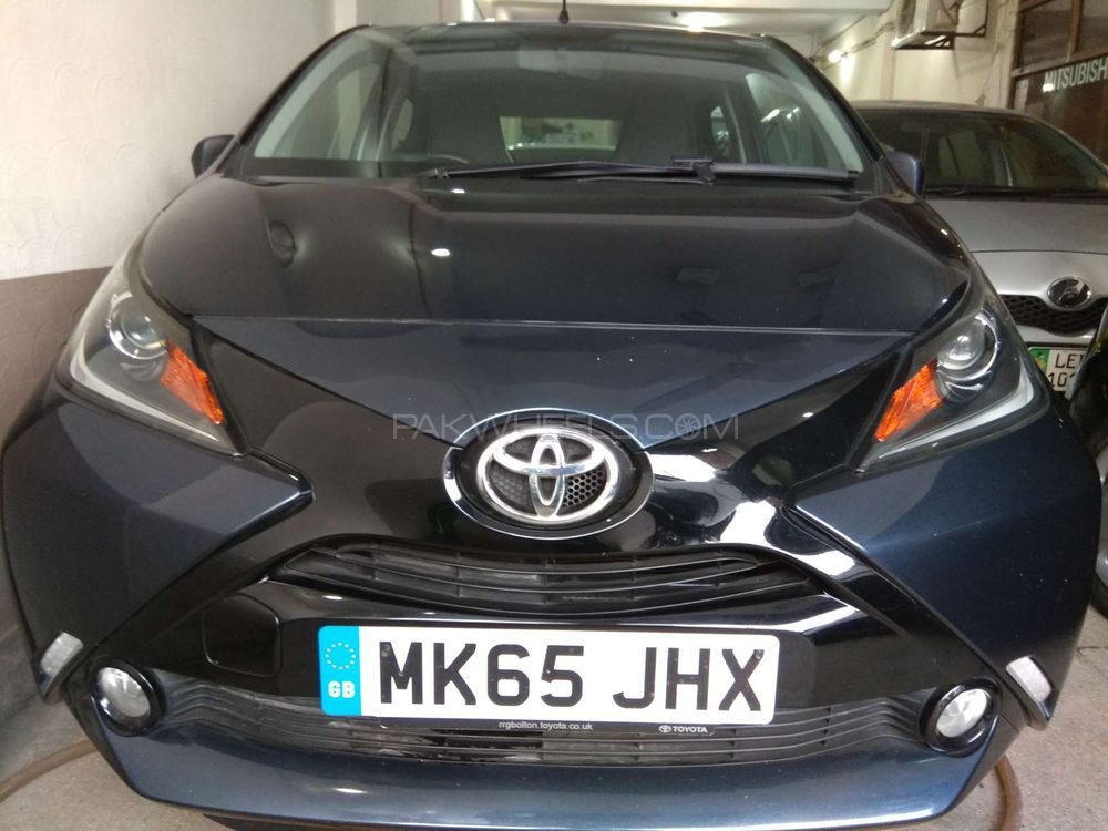 Toyota Aygo 2015 for Sale in Lahore Image-1