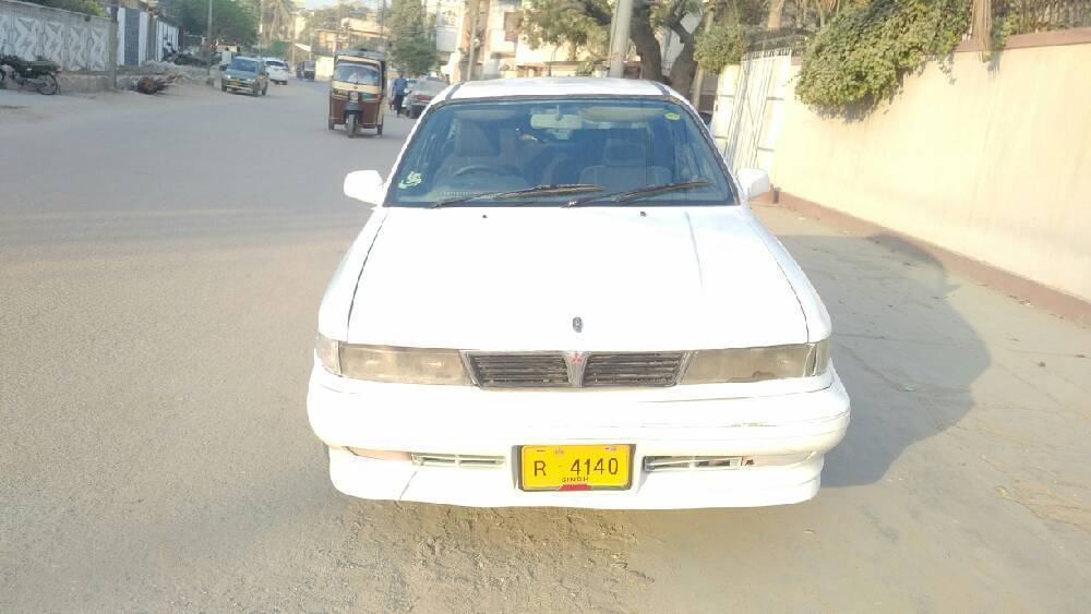 Mitsubishi Galant 1990 for Sale in Karachi Image-1