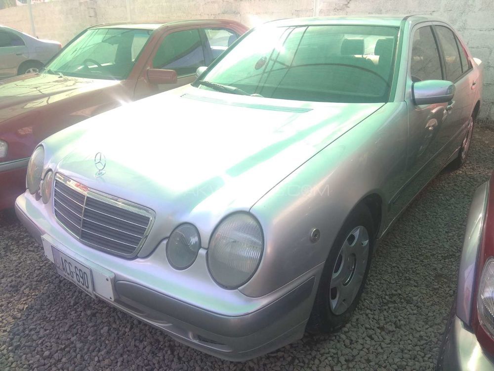 Mercedes Benz 200 D 2000 for Sale in Rawalpindi Image-1