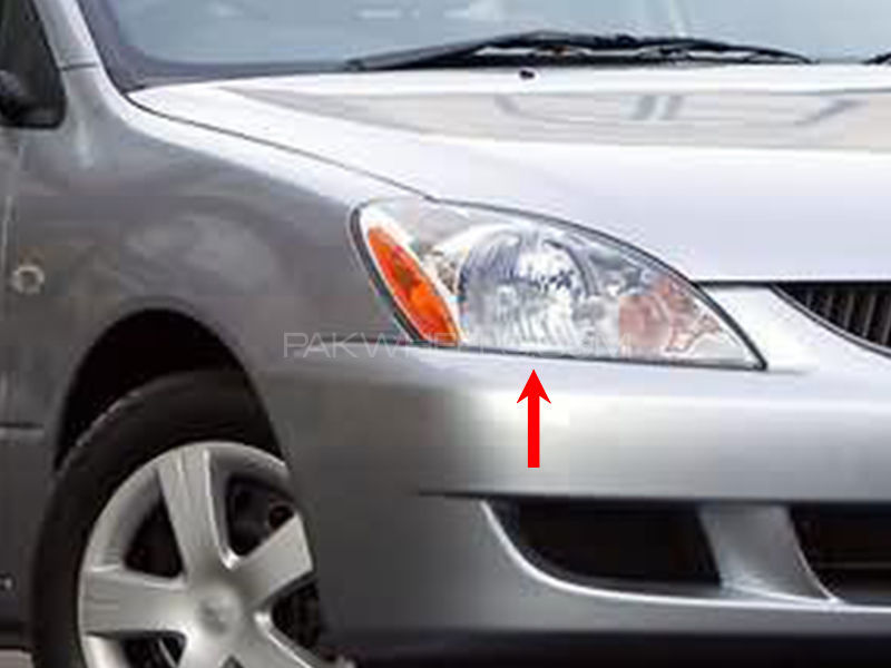 Mitsubishi Lancer Head Lamp 2004 1600CC - 1 Pc RH for sale in Lahore Image-1