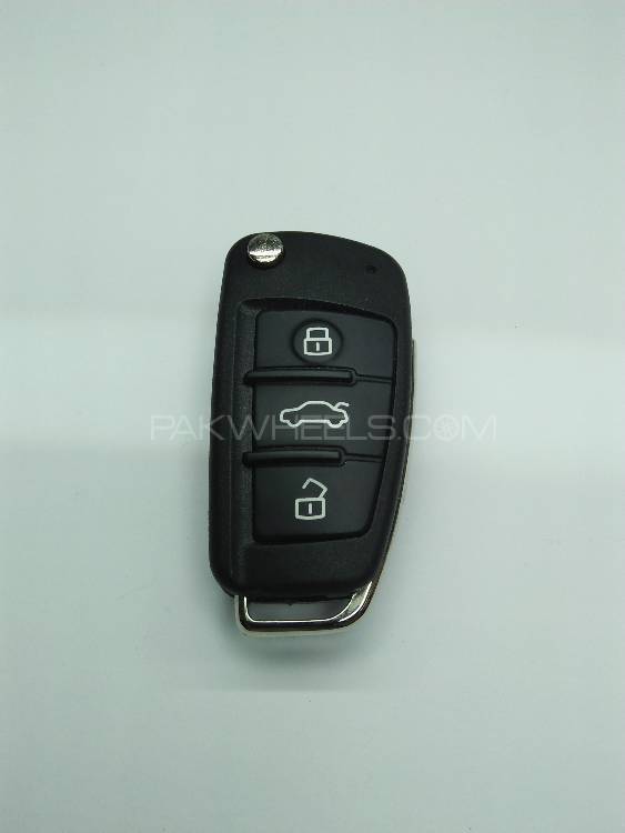 Brand New Audi 3 Button Remote Key Case !! Image-1