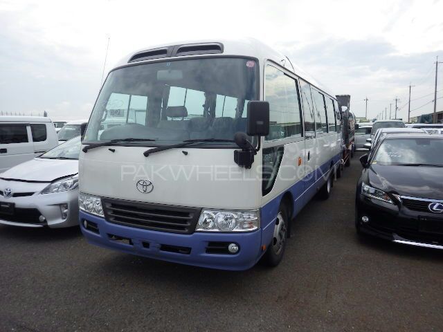 Toyota Coaster 2013 for Sale in Lahore Image-1