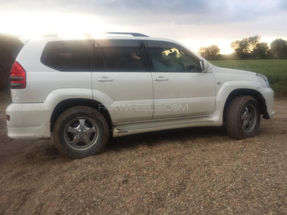 Toyota Prado 2004 for Sale in Gujrat Image-1